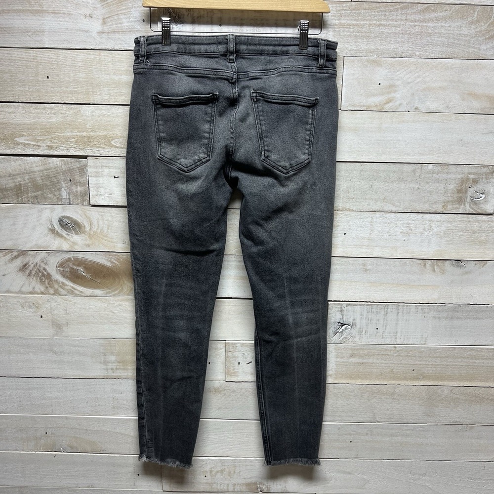 Zara‎ Jeans Womens 12 Black Ankle Straight Fit Raw Hem Stretch Pockets
